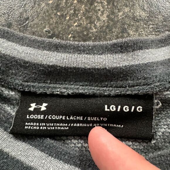 Under Armour USCG Short Sleeve Shirt Loose Fit Grey Color Knit Style Mens Size L - Picture 15 of 16